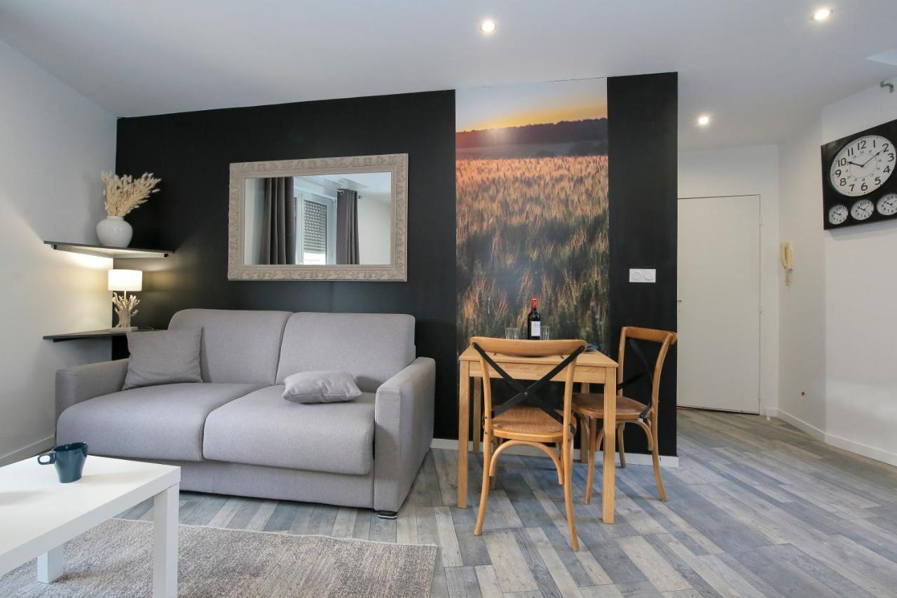 Les Champs, T2 Hypercentre Chic Et Cosy Wifi Par Sovalfi Apartment Saint-Etienne  Exterior photo