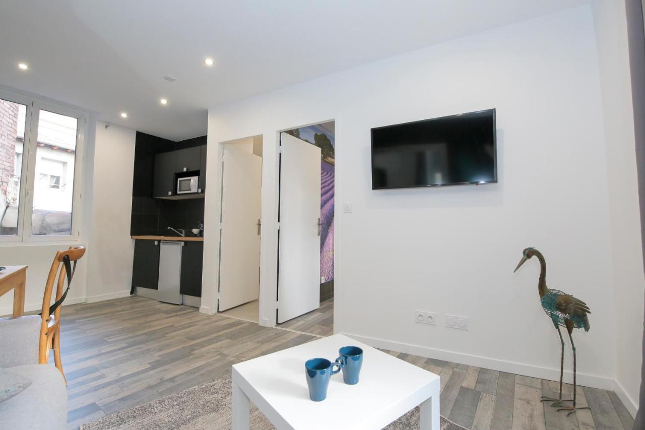 Les Champs, T2 Hypercentre Chic Et Cosy Wifi Par Sovalfi Apartment Saint-Etienne  Exterior photo